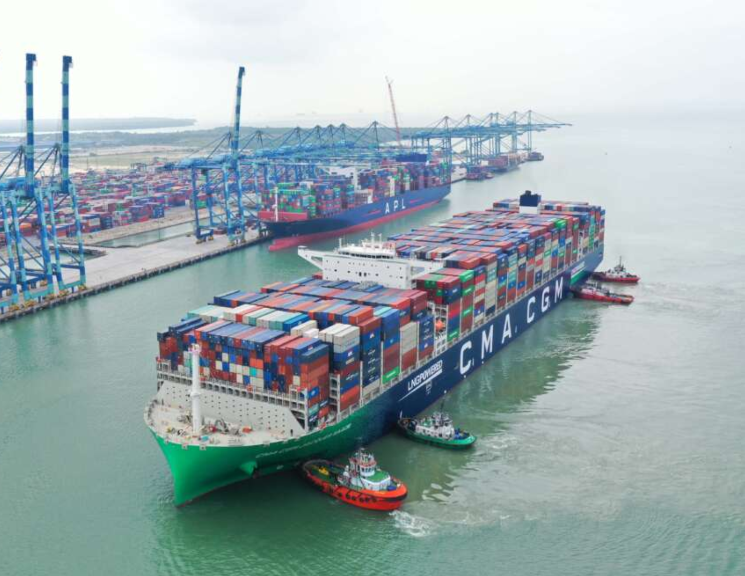 Giảm giá dịch vụ hoa tiêu hàng hải